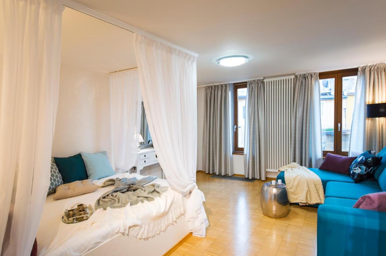 Modern Apartment Charvatova Прага Екстериор снимка