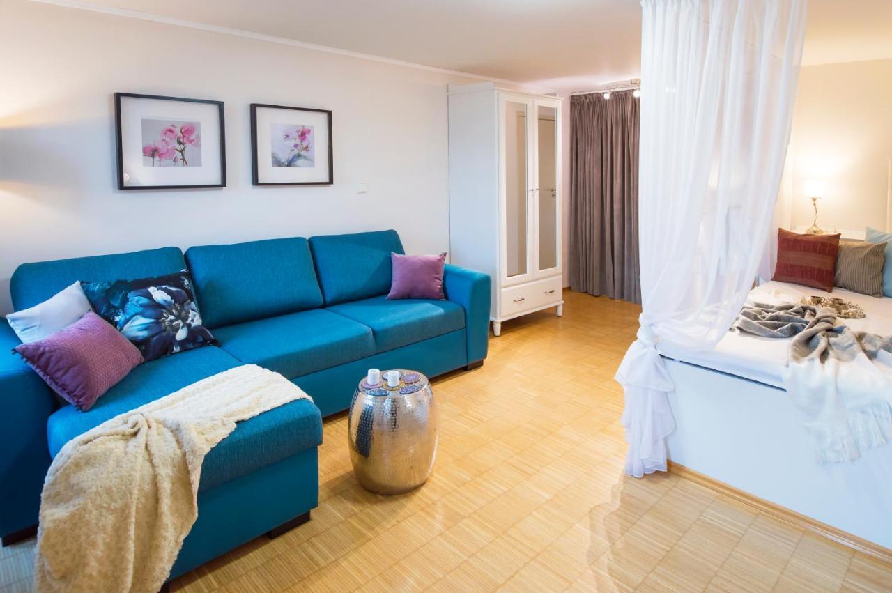 Modern Apartment Charvatova Прага Екстериор снимка