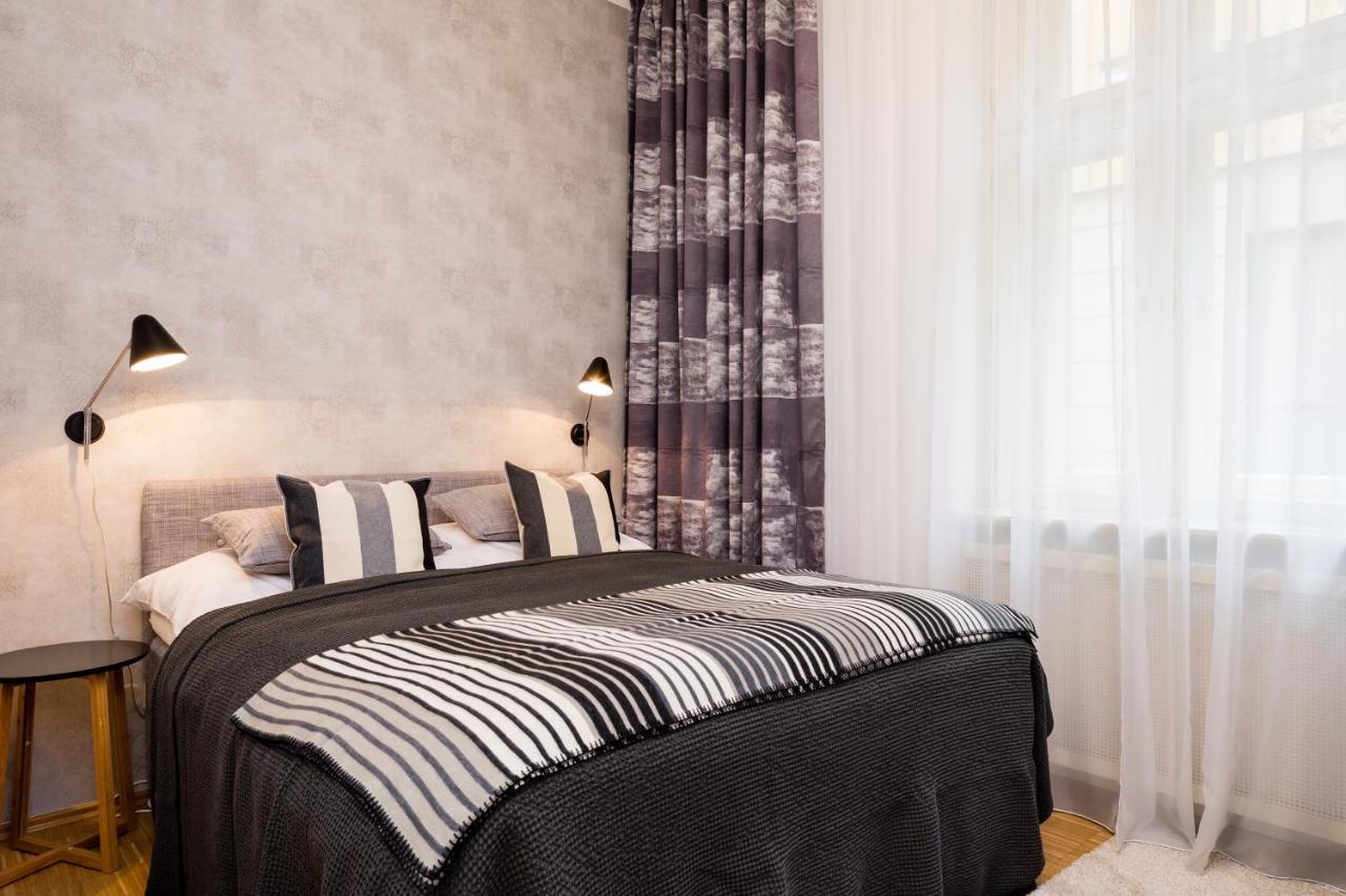 Modern Apartment Charvatova Прага Екстериор снимка