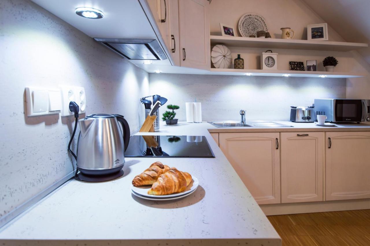 Modern Apartment Charvatova Прага Екстериор снимка